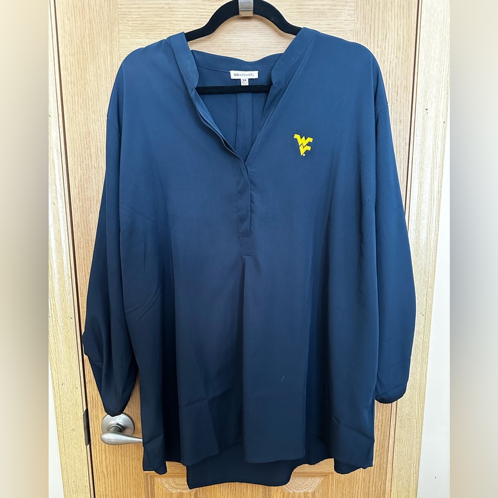 Navy Blue Women's WV Blouse SZ 3X